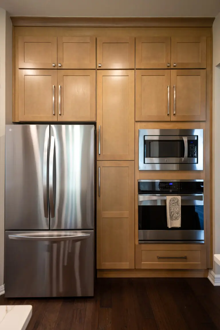 Kitchen maximizing space