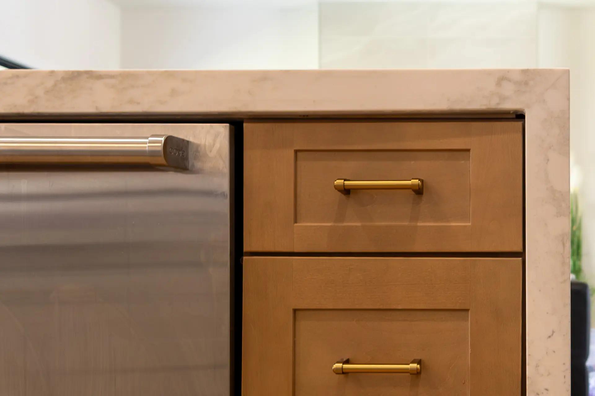 Classic And Contemporary Kitchen Remodel in Cedar Park, TX by Liberty Hill Cabinets project photo 5
