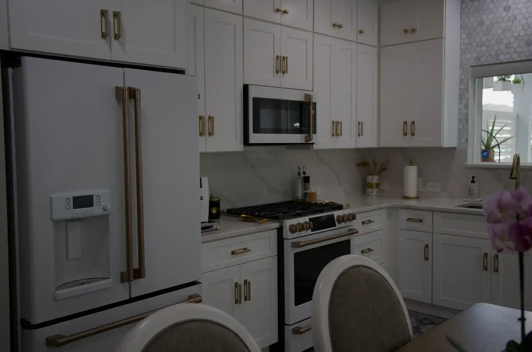 custom cabinet finishes